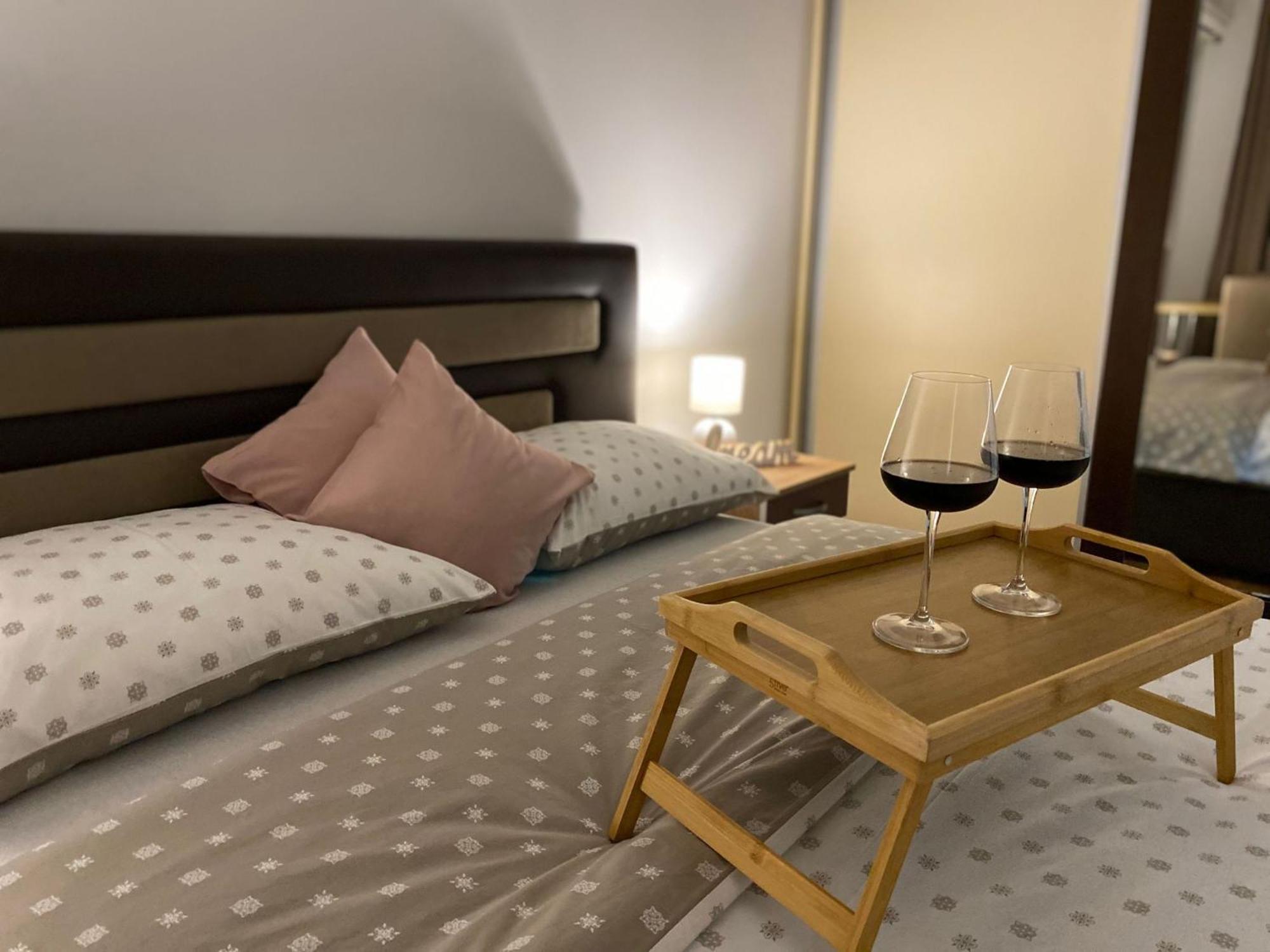 Apartman Ns Dan Centar Novi Sad Exterior foto